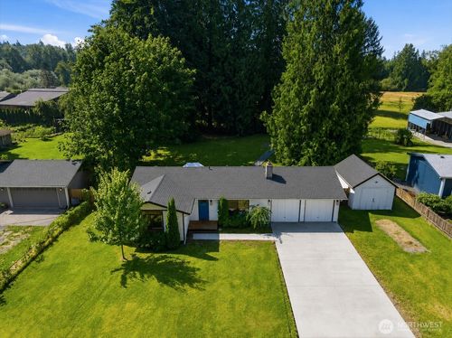 15906 82nd St Ne, Lake Stevens, WA, 98258-9049 | Card Image