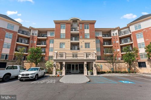516 Carson Ter, HUNTINGDON VALLEY, PA, 19006-4721 | Card Image