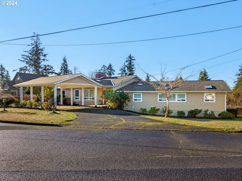 25 W Kensington Ave, Astoria, OR, 97103 | Card Image