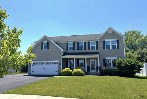 45 Middlebury Ln, Lancaster, NY, 14086-1547 | Card Image