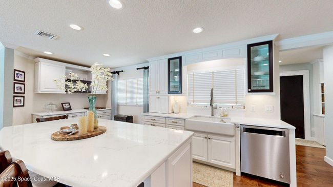 211 Jamaica Dr, House other with 3 bedrooms, 3 bathrooms and null parking in Cocoa Beach FL | Image 13