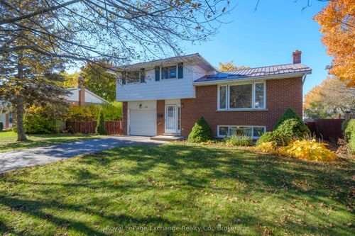 28 Heather Blvd, Kincardine, ON, N2Z2M6 | Card Image