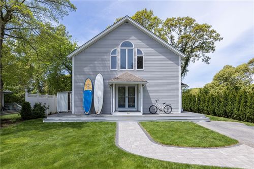 150 Cedar Island Rd, Narragansett, RI, 02882-4043 | Card Image