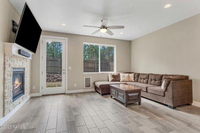 2397 W Mission Timber Cir, House other with 5 bedrooms, 3 bathrooms and null parking in Flagstaff AZ | Image 7