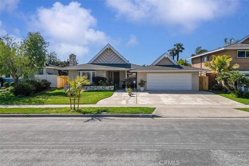 17341 Almelo Ln, Huntington Beach, CA, 92649-4620 | Card Image