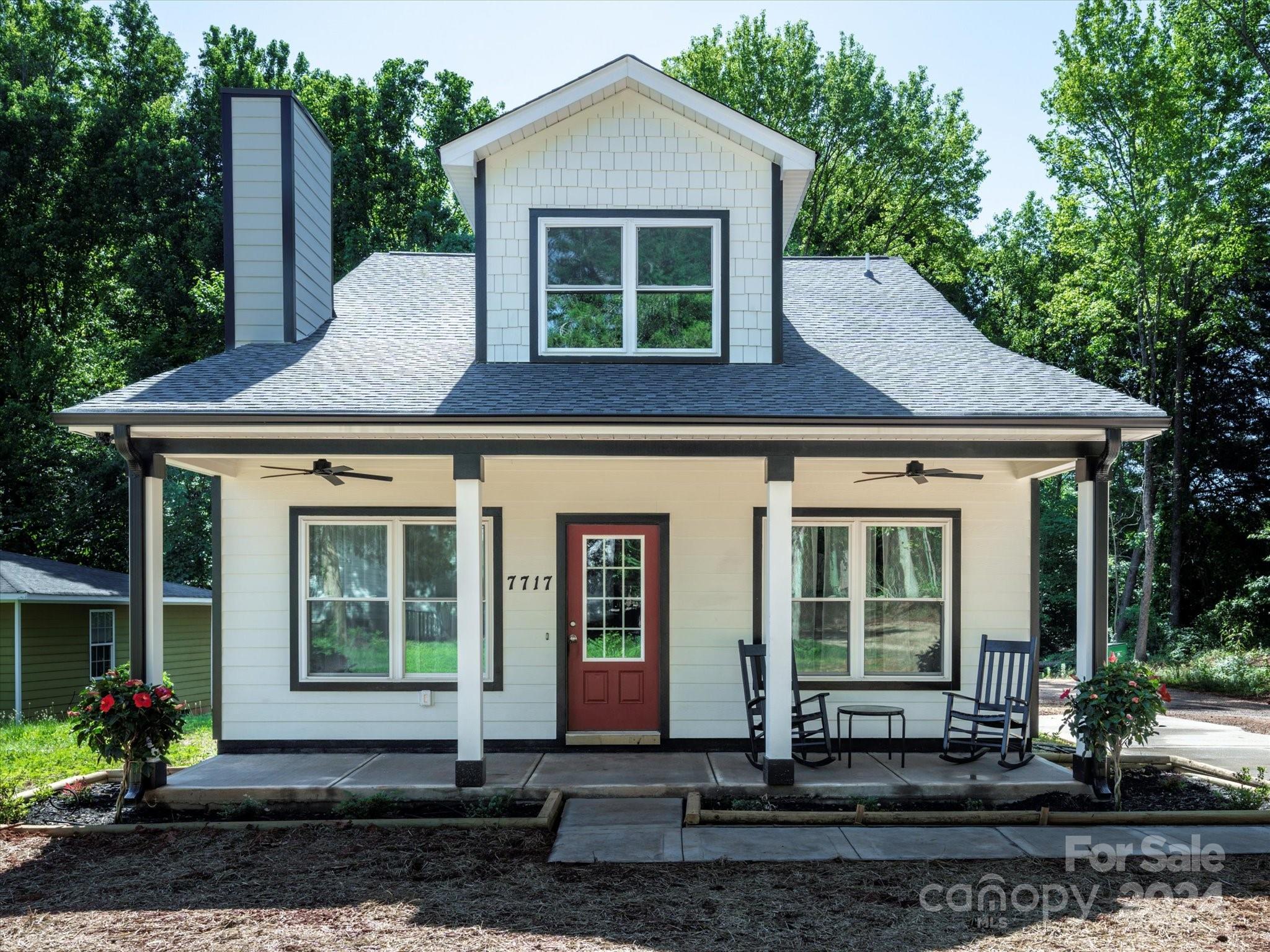 Carelock Cir, Charlotte, NC 28215