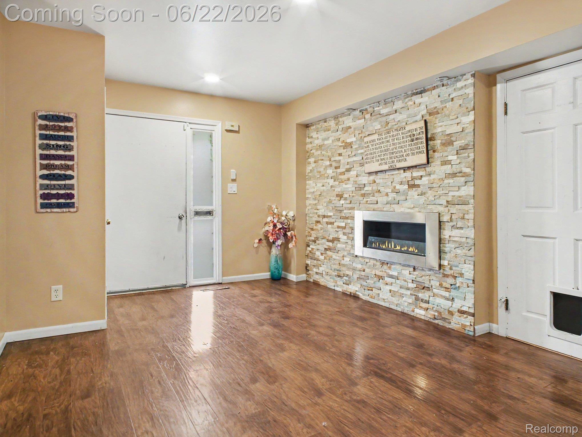 Residential in Flushing 4