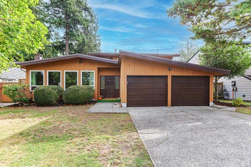 5276 3 Ave, Delta, BC, V4M1E7 | Card Image