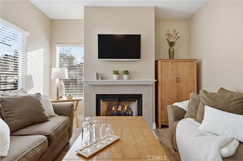 27 Via Barcelona, Rancho Santa Margarita, CA, 92688-2344 | Card Image