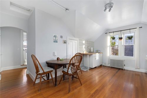 3-377 Hope St, Providence, RI, 02906-1664 | Card Image