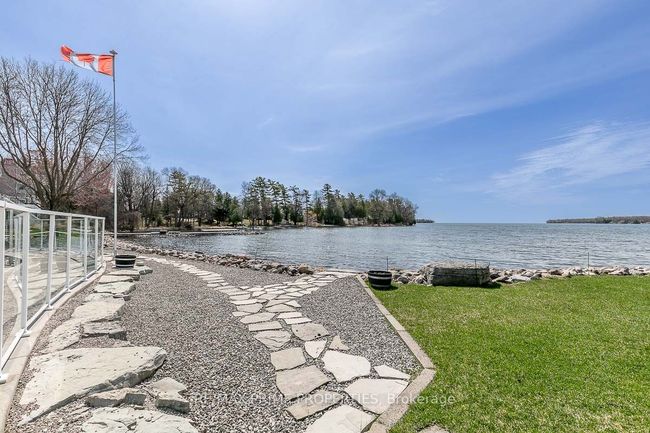 201 - 585 Atherley Rd, Condo with 2 bedrooms, 2 bathrooms and null parking in Orillia ON | Image 33