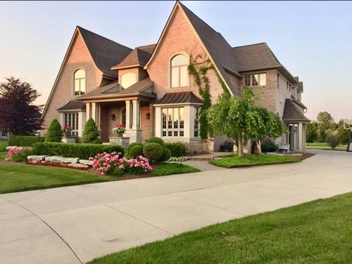49166 Dominion Court, Canton, MI, 48187 | Card Image