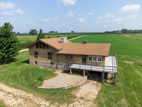 3237 W Wilderness Road, Oregon, IL, 61061 | Card Image