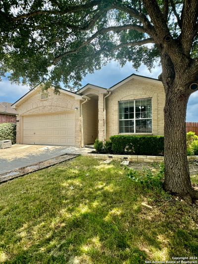 702 Secretariat Dr, House other with 3 bedrooms, 2 bathrooms and null parking in Schertz TX | Image 2