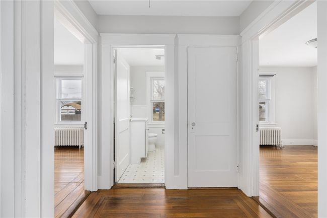 576 East Main. Large hallway between the bedrooms and living areas. | Image 38