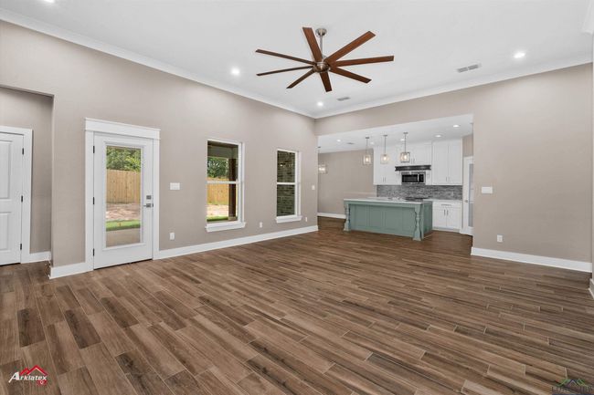 135 Hillcrest, House other with 4 bedrooms, 2 bathrooms and null parking in Gladewater TX | Image 5