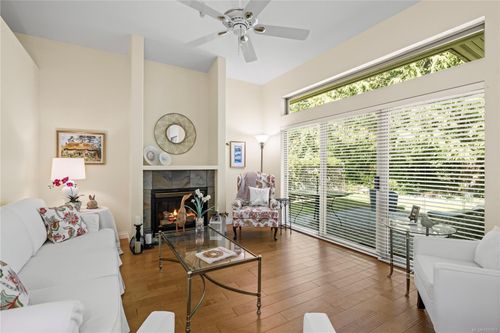 912 Lakes Blvd, French Creek, BC, V9P2P8 | Card Image