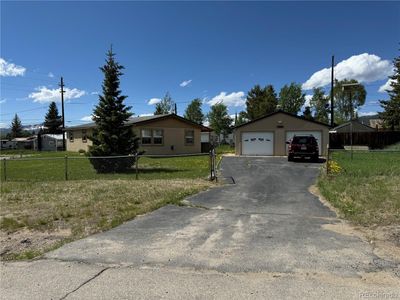 300 E 6th Street, House other with 3 bedrooms, 1 bathrooms and 2 parking in Leadville CO | Image 2