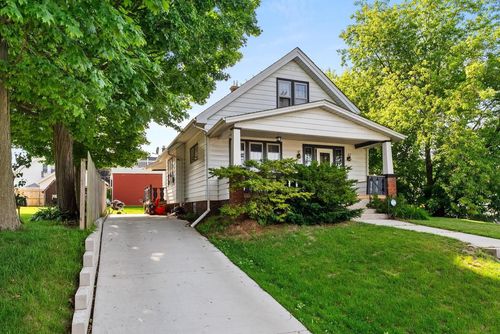 1014 S 20th Street, Manitowoc, WI, 54220 | Card Image
