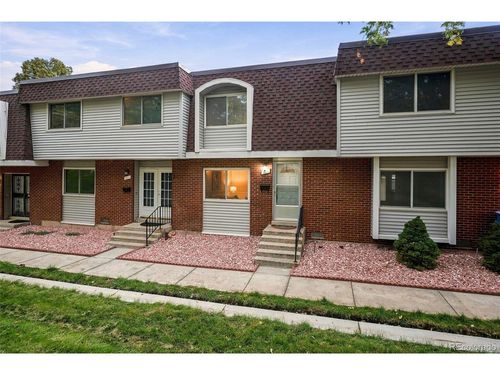 525 S Xenon Ct, Lakewood, CO, 80228-2818 | Card Image