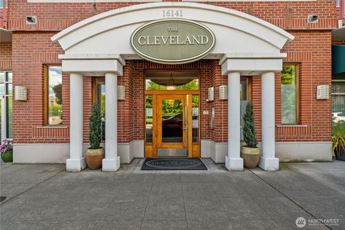 416-16141 Cleveland St, Redmond, WA, 98052-4355 | Card Image