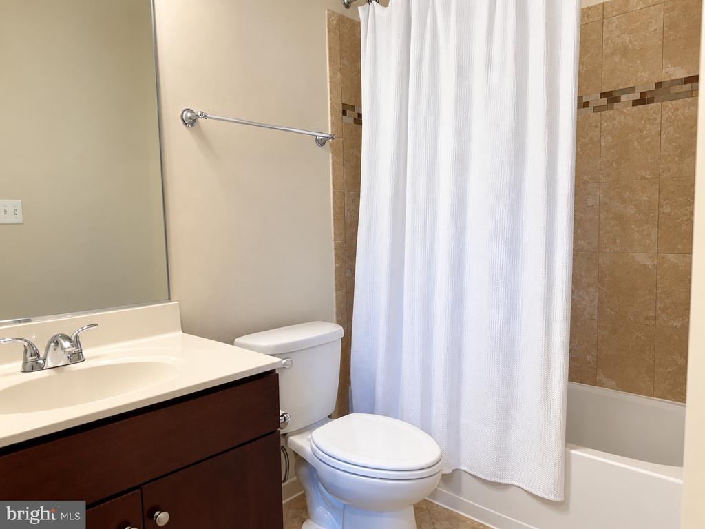 Residential Lease in CLARKSBURG 5