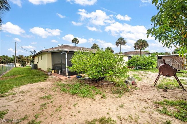 3060 Ne Beechwood Cir, House other with 3 bedrooms, 2 bathrooms and null parking in Labelle FL | Image 16