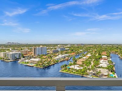 Large Balcony | Image 2