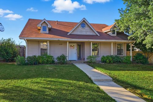 1130 Woodrow Dr, Lewisville, TX, 75067-5084 | Card Image