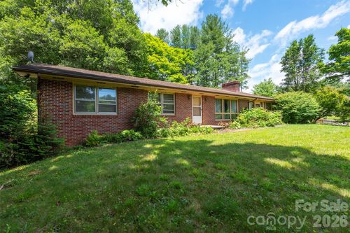637 Fisher Ln, Marshall, NC, 28753-8137 | Card Image