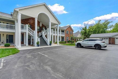 318 Waterside Dr, Wildwood, MO, 63040-1617 | Card Image
