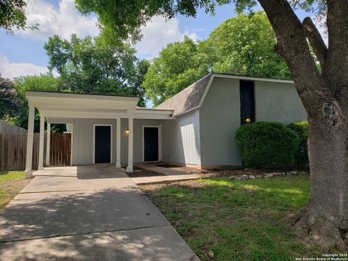113 Little Oaks, San Antonio, TX, 78233-2516 | Card Image
