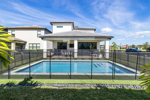 2414 Primrose Pl, Oakland Park, FL, 33309-1026 | Card Image