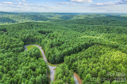 5941 Collette Ridge Cir, Collettsville, NC, 28611-9146 | Card Image