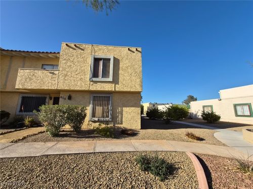 414 Pecos Way, Las Vegas, NV, 89121 | Card Image