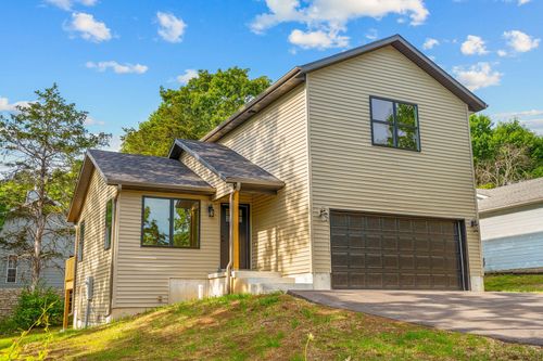 202 Eric Dr, Kirbyville, MO, 65679-8372 | Card Image