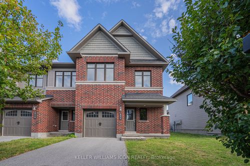 211 Halyard Way, Kanata, ON, K2T0L2 | Card Image