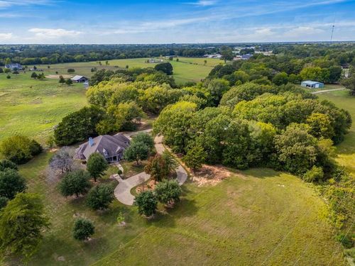 15783 Highway 80, Edgewood, TX, 75117-4065 | Card Image