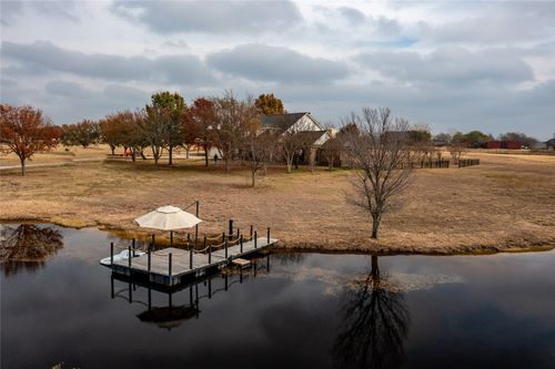 364 Parker Rd, Van Alstyne, TX, 75495-4303 | Card Image