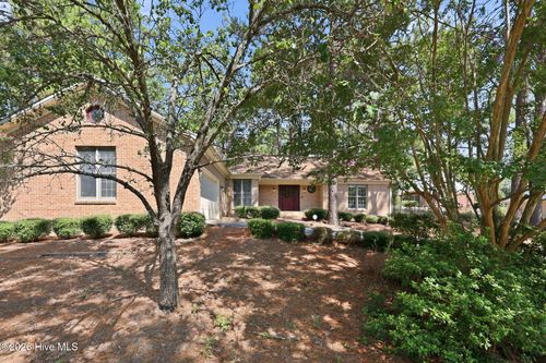 965 Monticello Dr, Pinehurst, NC, 28374-8609 | Card Image