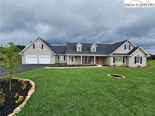 611 Barrett Rd, Ennice, NC, 28623-9054 | Card Image