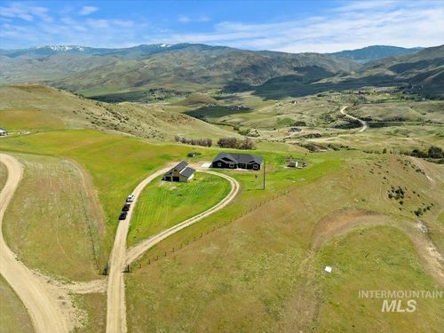 34 Deirdre Ln, Horseshoe Bend, ID, 83629-5055 | Card Image