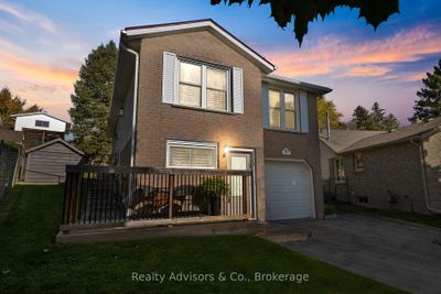 20 Farmington Pl, House other with 3 bedrooms, 2 bathrooms and 5 parking in Kitchener ON | Image 2