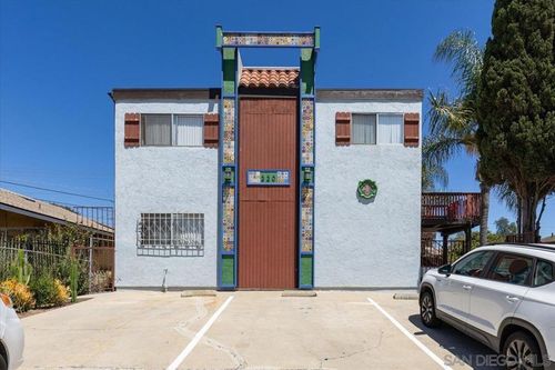 220 E Park Ave, San Ysidro, CA, 92173-2642 | Card Image