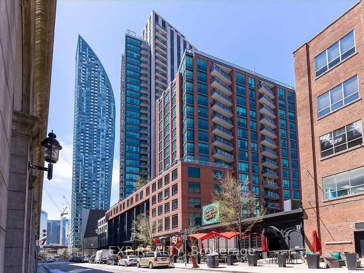 Residential Lease in Toronto C08