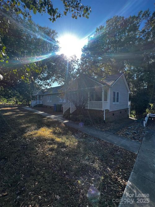 120 S Morrow Ave, Albemarle, NC, 28001-5135 | Card Image