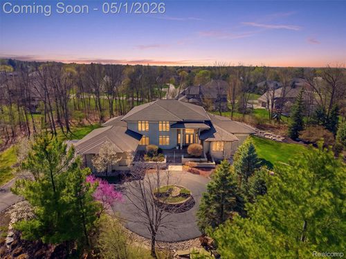 8390 Warwick Groves Ct, Grand Blanc, MI, 48439-7425 | Card Image