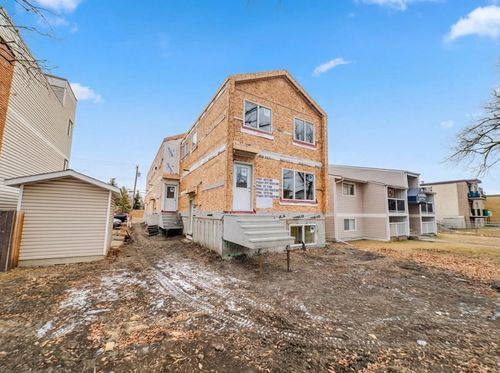 11939 101 St Nw, Edmonton, AB, T5G2B8 | Card Image