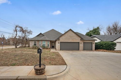 1416 Devonshire Ct, Edmond, OK, 73034-5721 | Card Image
