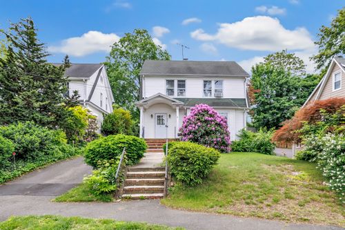 270 Flax Hill Rd, Norwalk, CT, 06854-2530 | Card Image